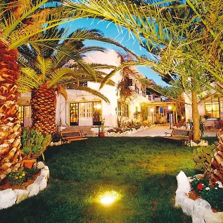 Palm Beach Sudkreta فندق 2*
